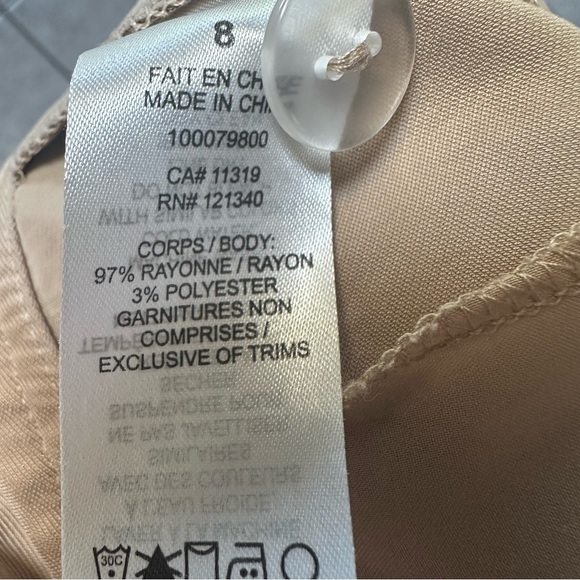 Dynamite “Gemma” Hi-Rise Wide Leg Cargo Pants size 8 in Tan/Beige - Picture 7 of 7